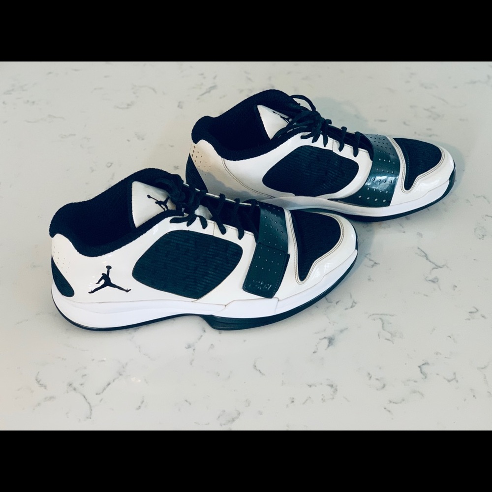 Jordan BCT Athletic- 429505-003 size 13